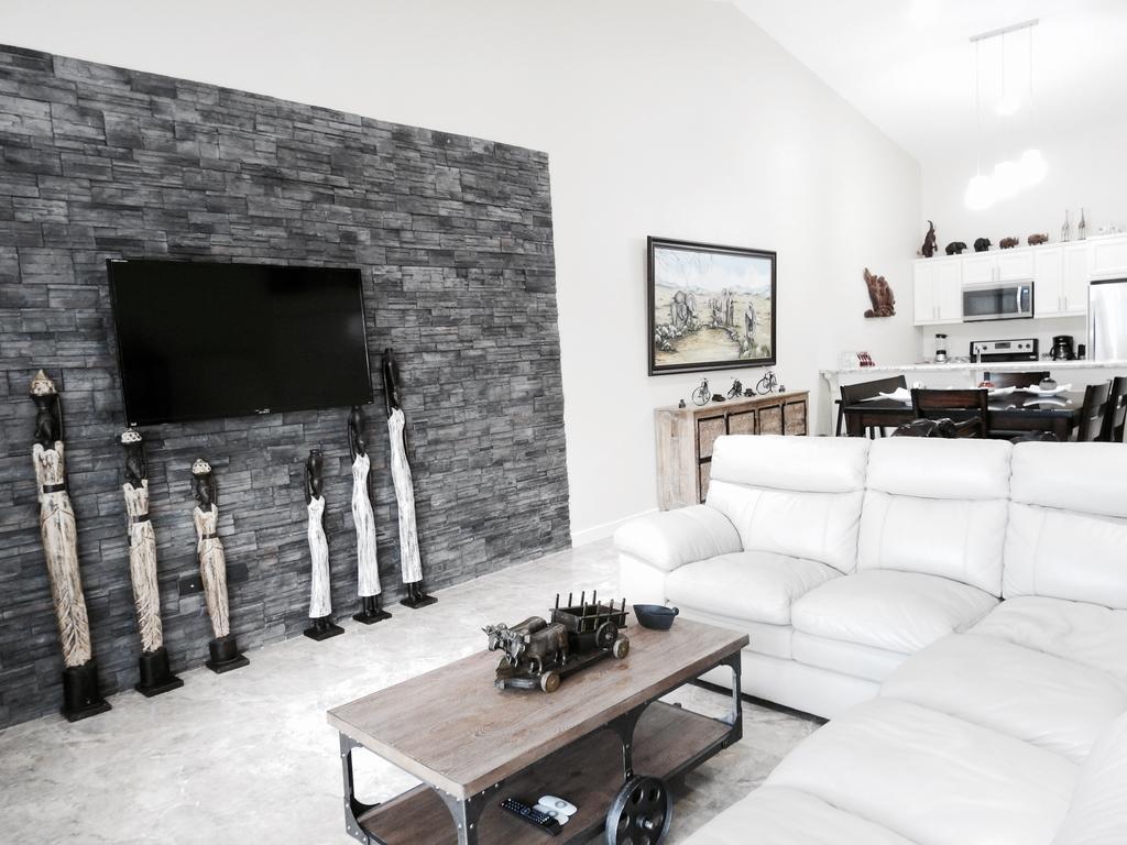 The Elephant Castle Beach Front Penthouse مانويل أنطونيو المظهر الخارجي الصورة