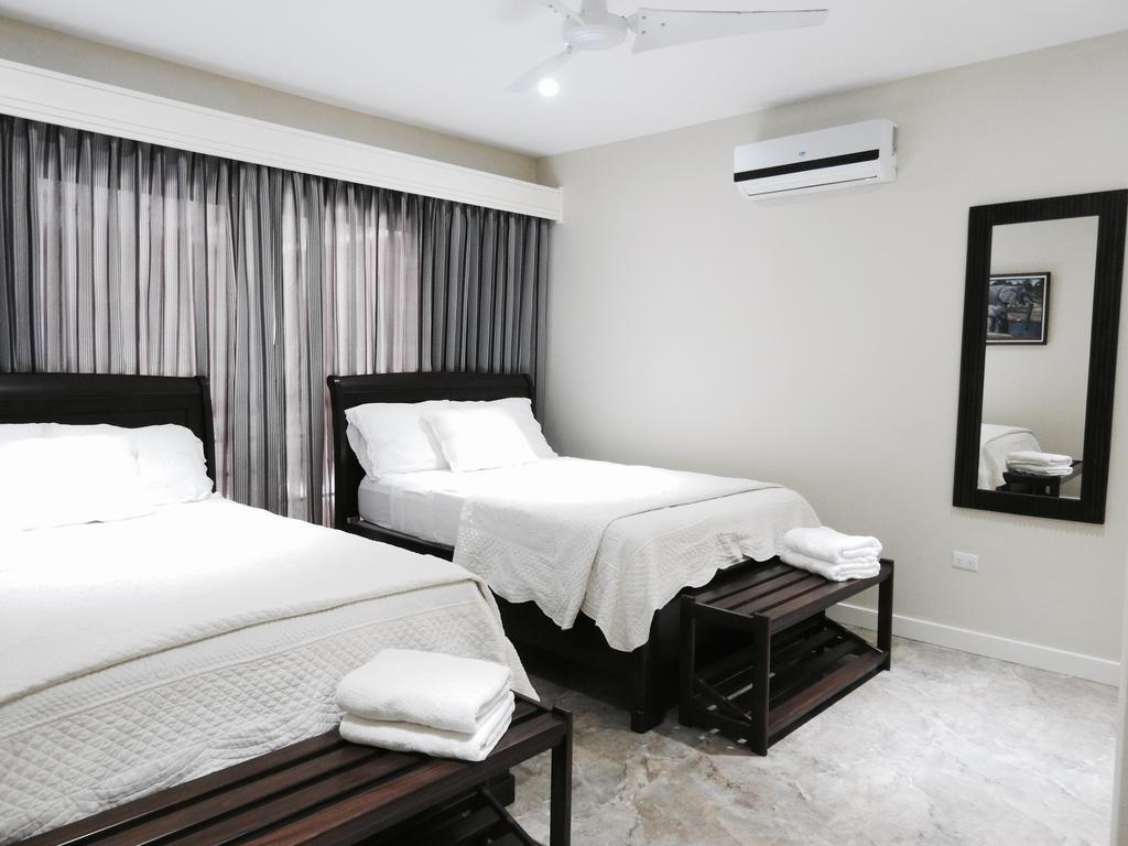 The Elephant Castle Beach Front Penthouse مانويل أنطونيو المظهر الخارجي الصورة