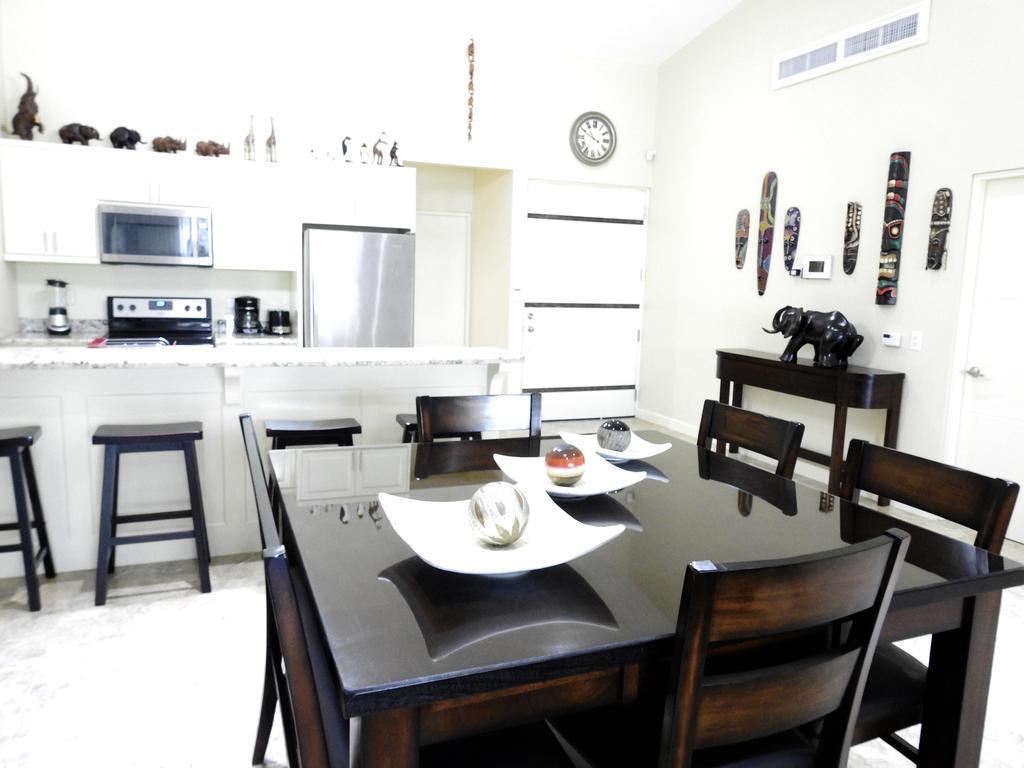 The Elephant Castle Beach Front Penthouse مانويل أنطونيو المظهر الخارجي الصورة