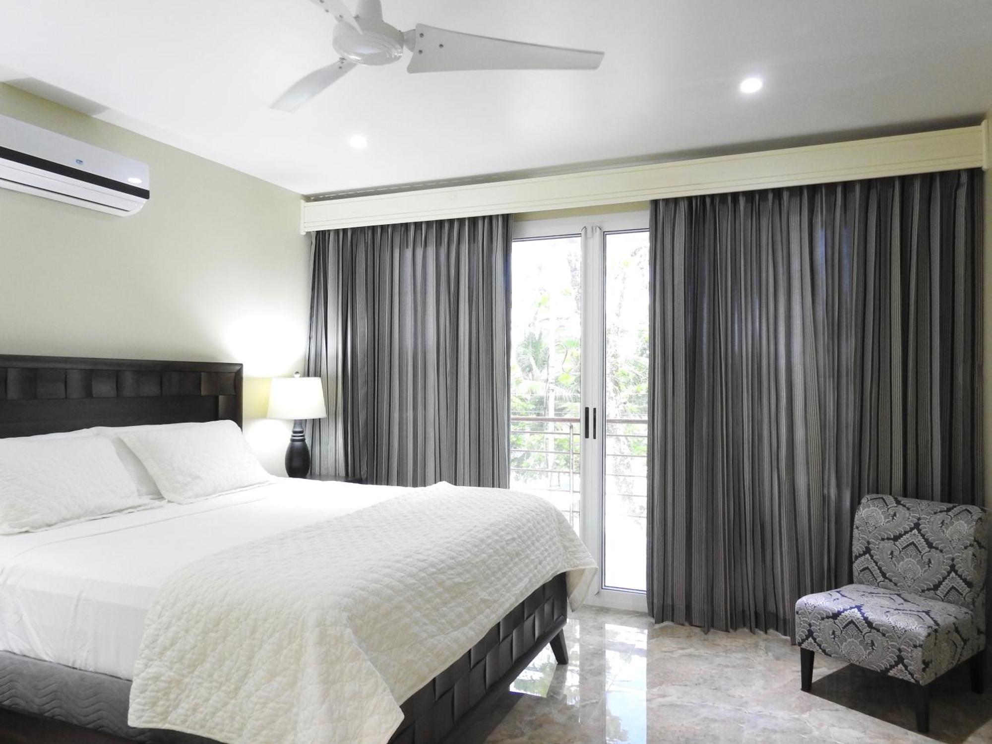 The Elephant Castle Beach Front Penthouse مانويل أنطونيو المظهر الخارجي الصورة